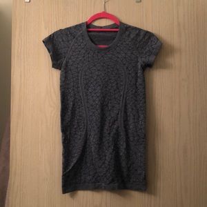 Lululemon Swiftly Tech Short Sleeve Crew Blue